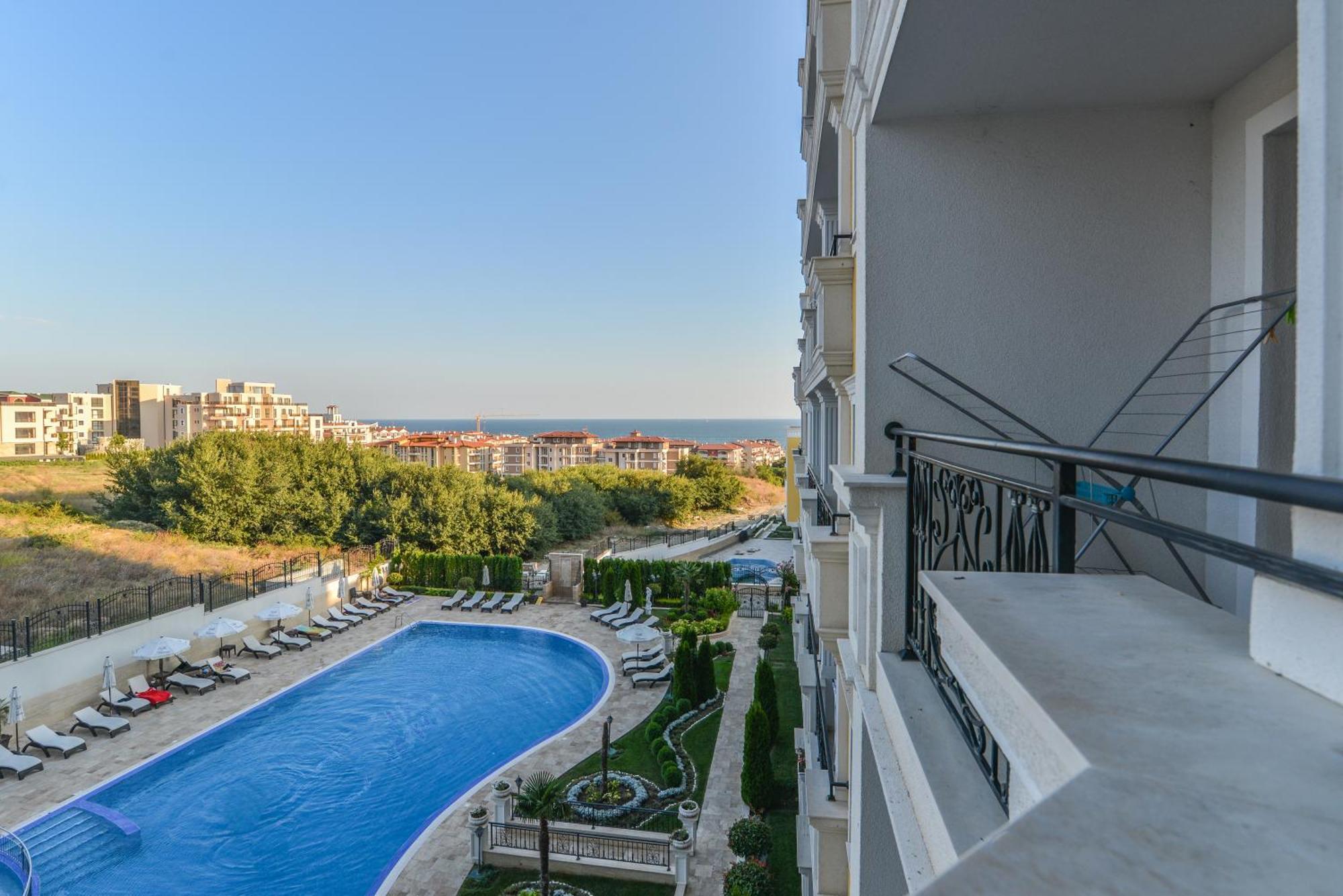 Villa Florence Boutique Apart Hotel Sveti Vlas Exterior photo