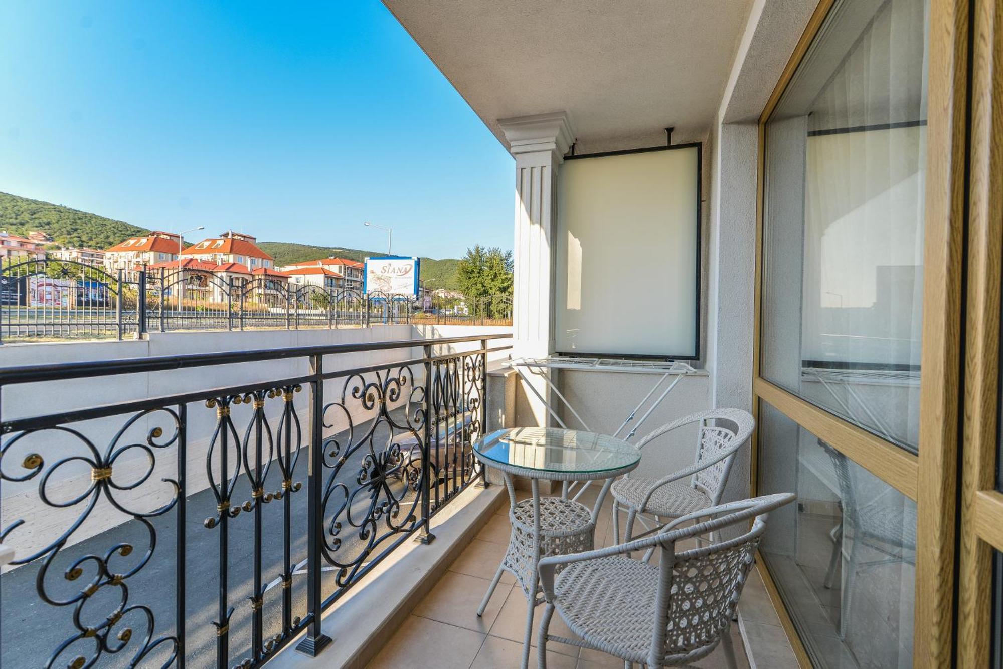 Villa Florence Boutique Apart Hotel Sveti Vlas Exterior photo